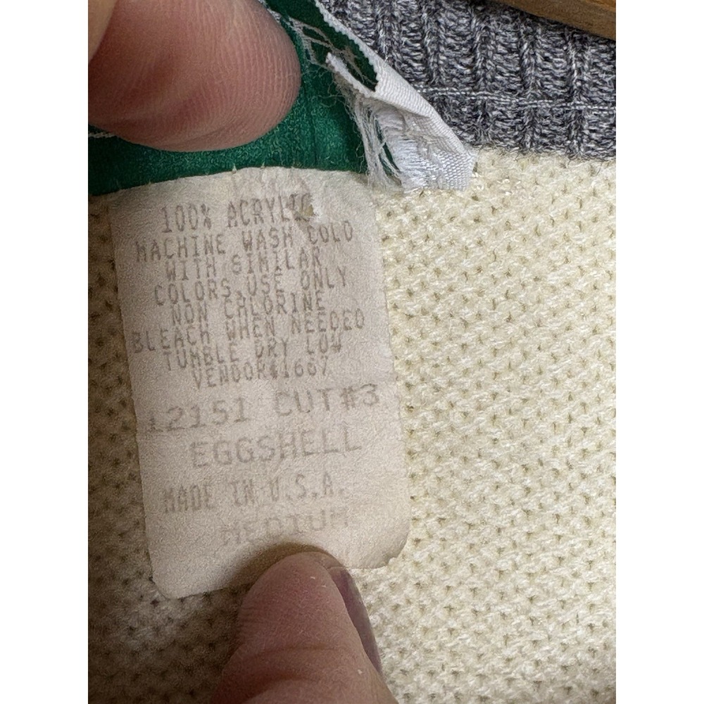 Vtg Women's M Cardigan Sweater Ivory Silver Buttons Gray Detail Short USA Cable - Picture 6 of 8